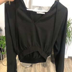 ** New without tags - Zara Cropped Black Hoody